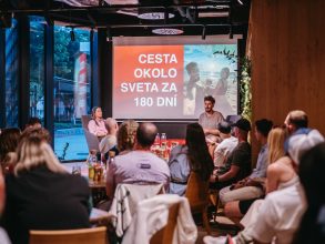 Prednáška Cesta okolo sveta za 180 dní pred plnou sálou